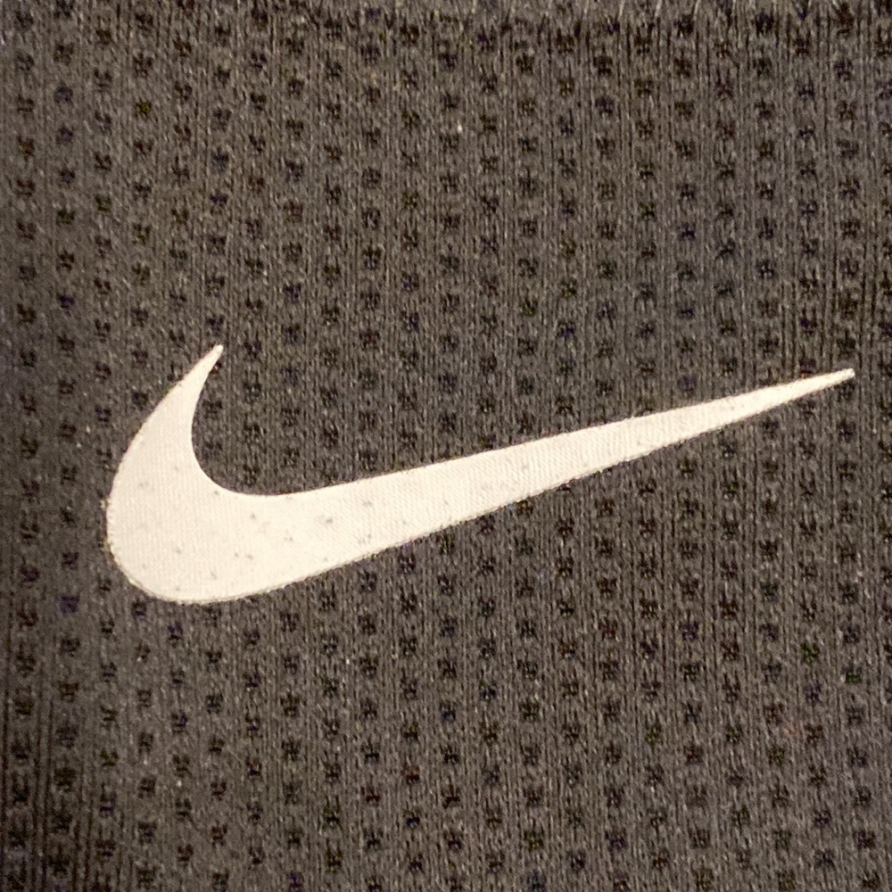 XS Nike mesh back Dri-Fit sports bra “Nike” signature logo white swoosh XSmall - Picture 11 of 11